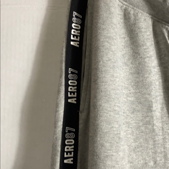 NWT..AERO JOGGER SWEATPANTS - Picture 2 of 8
